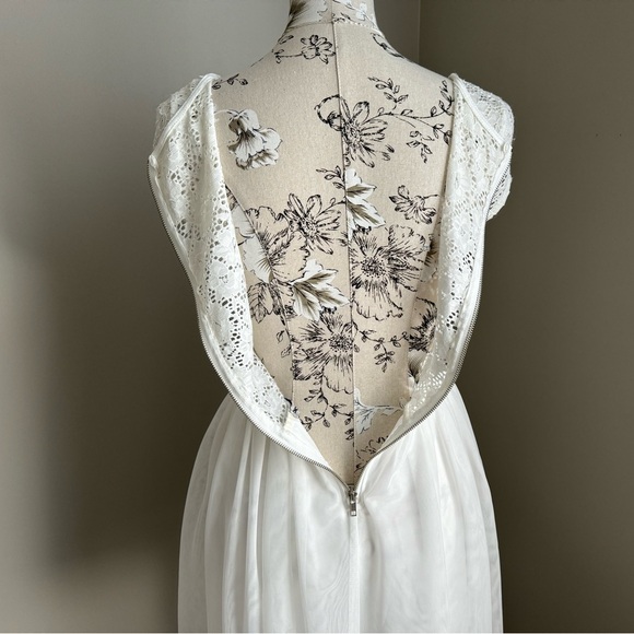 Bailey Blue White Lace Dress - Picture 7 of 11